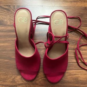 Gianni Bini Fushia block heel